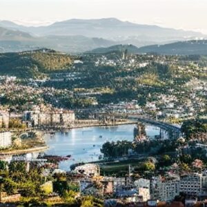 Pontevedra (España): ciudad consciente y sostenible basada en el urbanismo caminable